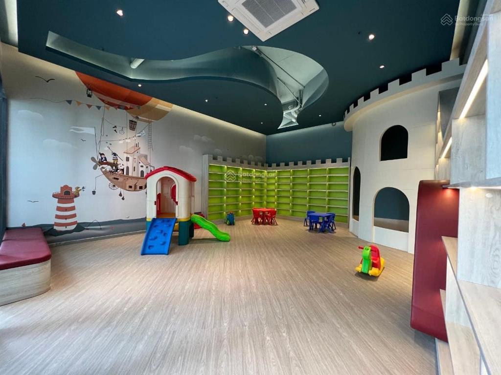Bán căn hộ de capella quận 2.  zalo 0903 358 ***