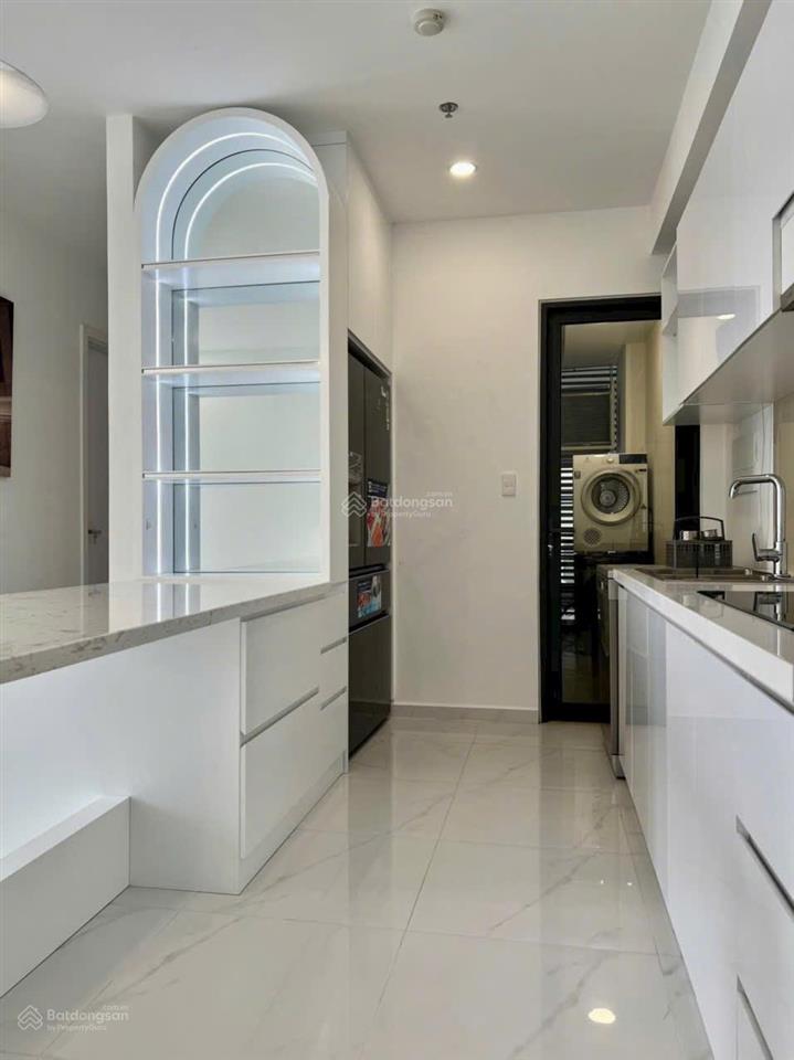 Bán căn hộ precia 2pn. zalo 0903 358 ***