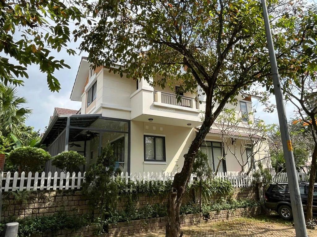 Căn góc biệt thự thảo nguyên sài gòn, sát bên vietnam golf & country club