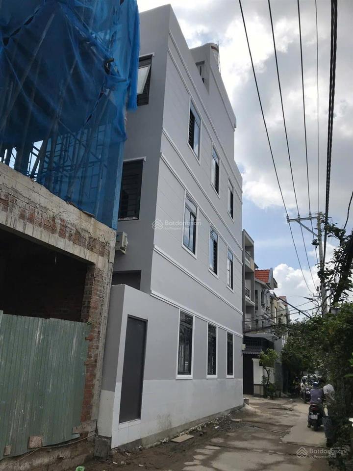 Cho thuê nhà hai mặt tiền, 60m2  4 lầu, mới xây, linh đông, tp thủ đức. 18triệu/tháng. có tiếp mg