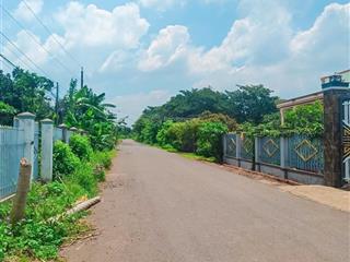 Cần bán 2800m2 đất, thổ cư đến 300m2, sẵn nhà, vườn cây ăn trái, 2 mặt tiền, khu dân cư hiện hữu