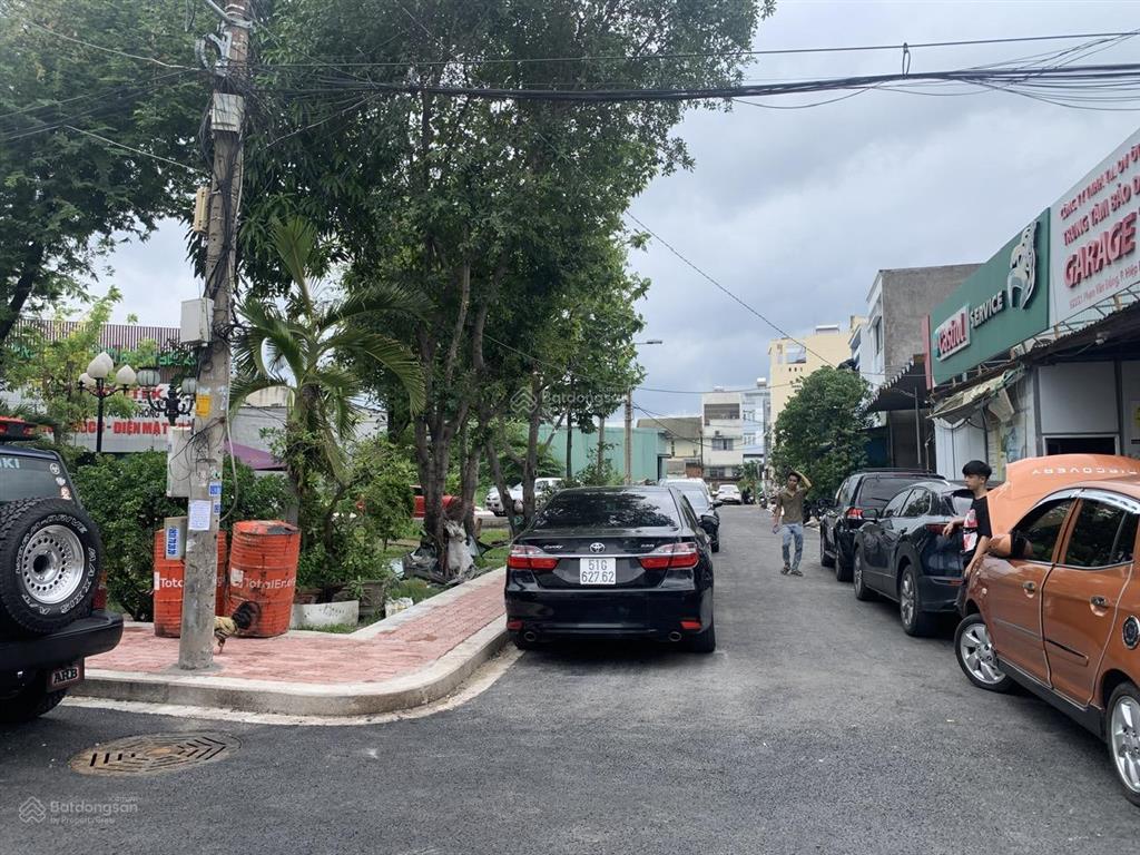 Đất thổ cư đối diện công viên 50m ra mặt tiền phạm văn đồng hbc thủ đức, sổ hồng 160m2