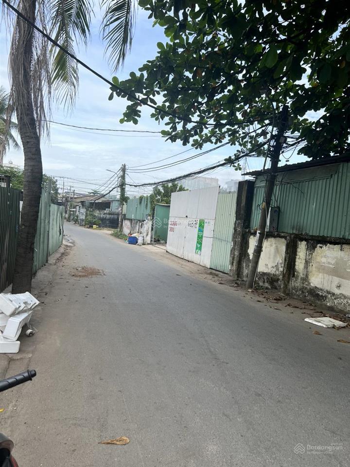 Kho 100m2 giá 8 triệu đường xe cont chạy đêm quốc lộ 13, hiệp bình phước