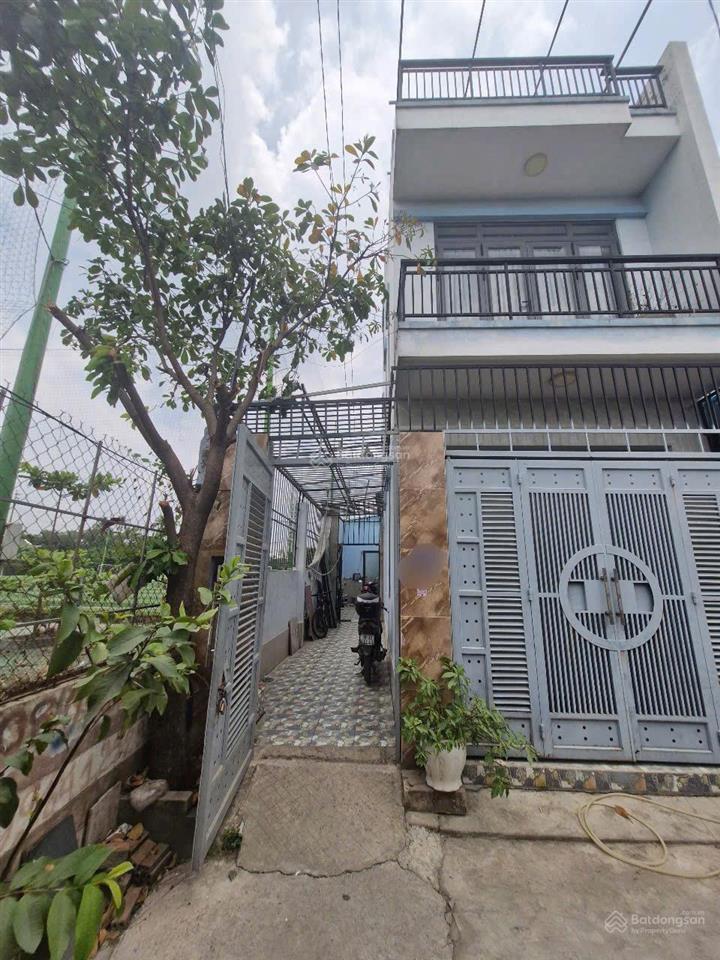 Nhà linh đông khu phân lô 5,8x14 xây 1 trệt 2 lầu hoàn công