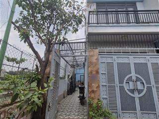 Nhà linh đông khu phân lô 5,8x14 xây 1 trệt 2 lầu hoàn công
