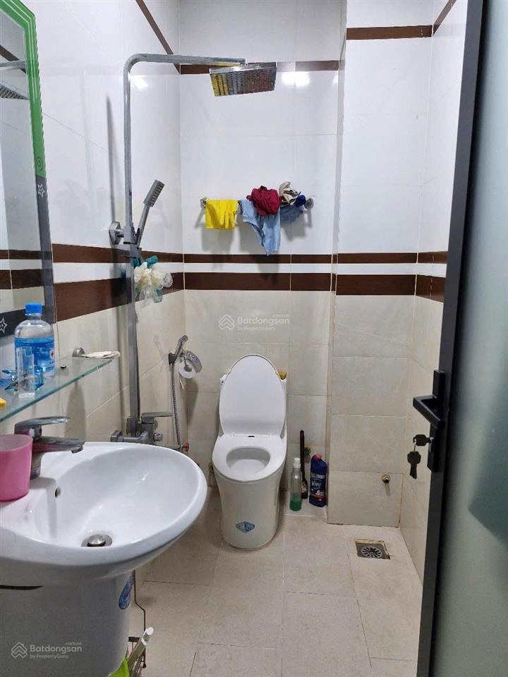 Nhà linh đông khu phân lô 5,8x14 xây 1 trệt 2 lầu hoàn công