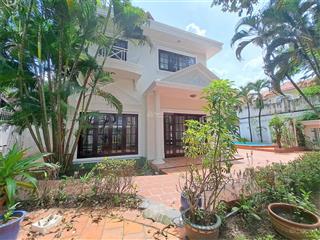 Cho thuê villa 90 triệu 530 m2 thảo điền, trệt, 1 lầu, 1 tum  ở, văn phòng