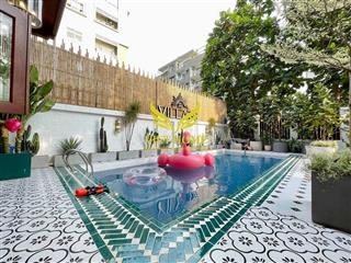 Cho thuê villa hồ bơi sân vườn nguyễn văn hưởng, thảo điền, 380m2, trệt, 2 lầu, 5pn, full nội thất