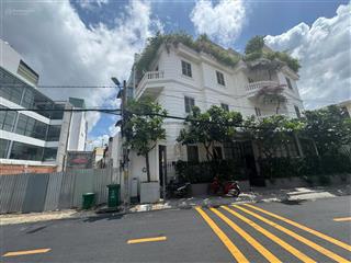 Cho thuê villa lê văn miến, thảo điền, 310m2, 180tr/tháng bao vat, trệt, 2 lầu, tum, thang máy