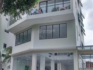 Cho thuê tòa vp nguyễn văn hưởng, thảo điền, 600m2, giá 6000usd/tháng, hầm, trệt, lửng, 2 lầu, st