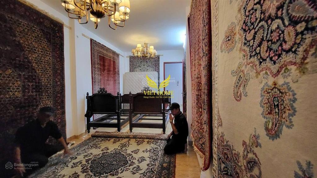 Cho thuê villa kinh doanh nguyễn văn hưởng, 8x20m, giá 70tr, 3 tầng, 5pn, 5wc, sân vườn rộng.