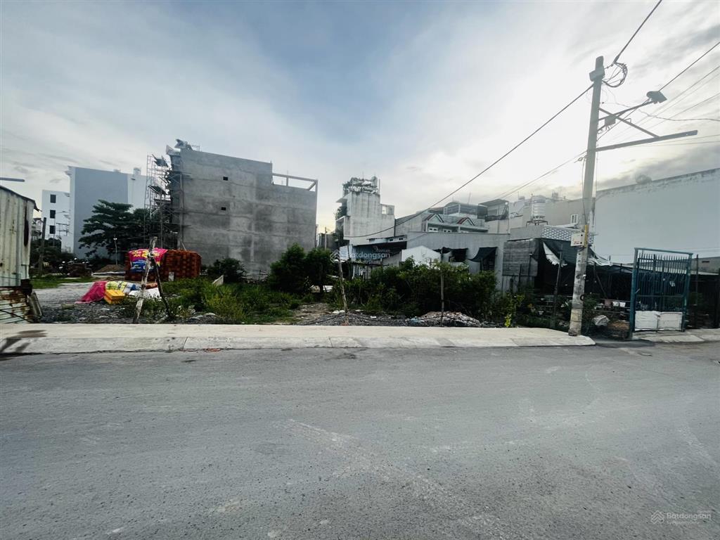 Bán đất mt đường số 40 đường hiệp bình hiệp bình chánh thủ đức giá tốt 7,98 tỷ, 100 m2