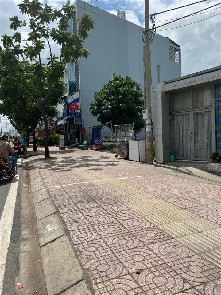 Bán nhà cấp 4 mặt tiền đường phạm văn đồng, hiệp bình chánh