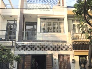 Cho thuê nhà đường số 23, hiệp bình chánh, thủ đức, dtsd 270m2, hẻm xe hơi.