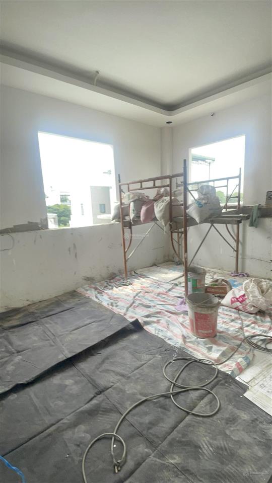 Cho thuê nhà đường số 8, trường thọ, thủ đức,4,8x38m, xe tải ngủ trong sân, phù hợp vp