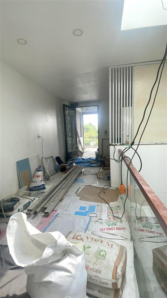 Cho thuê nhà đường số 8, trường thọ, thủ đức,4,8x38m, xe tải ngủ trong sân, phù hợp vp