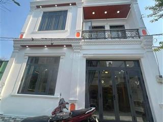 Bán nhà phố xây mới 12mx9m. xây 2 lầu cách đường lê văn khương 50m. phường hiệp thành, q12