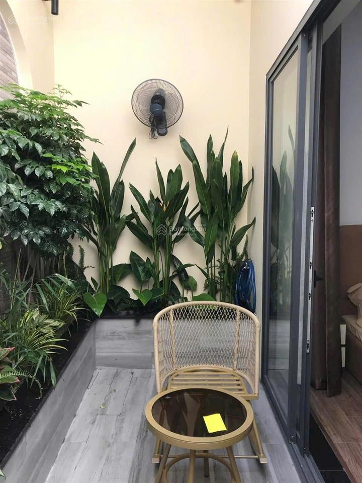 Siêu phẩm mặt tiền có thang máy ngang 5m.đúc 5 tầng nội thất nhập khẩu, đường hiệp thành 18.q12