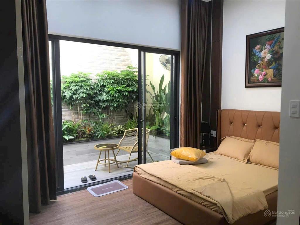 Siêu phẩm mặt tiền có thang máy ngang 5m.đúc 5 tầng nội thất nhập khẩu, đường hiệp thành 18.q12