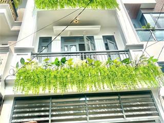 Bán nhà phố mới keng 4x15m.xây 3 tầng có 5 phòng ngủ cách lê văn khương 50m.phường thới an.q12