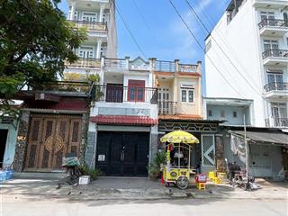 Bán nhà sổ hồng riêng 4m x 23m. đúc 2 tấm .mặt tiền đường trần thị cờ. phường thới an. q12.