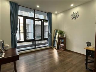 Bán nhà khu him lam linh chiểu, dt 60m2 4 tầng gồm 4pn giá chỉ 8.9 tỷ.  0917 288 ***, nhận kg