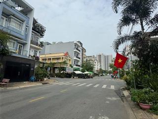 Bán đất mặt tiền đường, dt 123m2, p. tăng nhơn phú a, q. 9, 8,2 tỷ