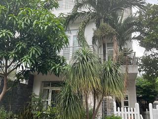 Chủ cần bán căn biệt thự bờ sông đường 30 b trần não  q2