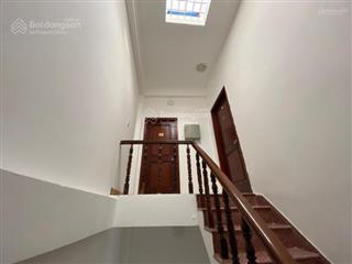 Tôi chính chủ cần tiền bán gấp căn nhà hẻm xe hơi đường trần đình xu, cầu kho, quận 1