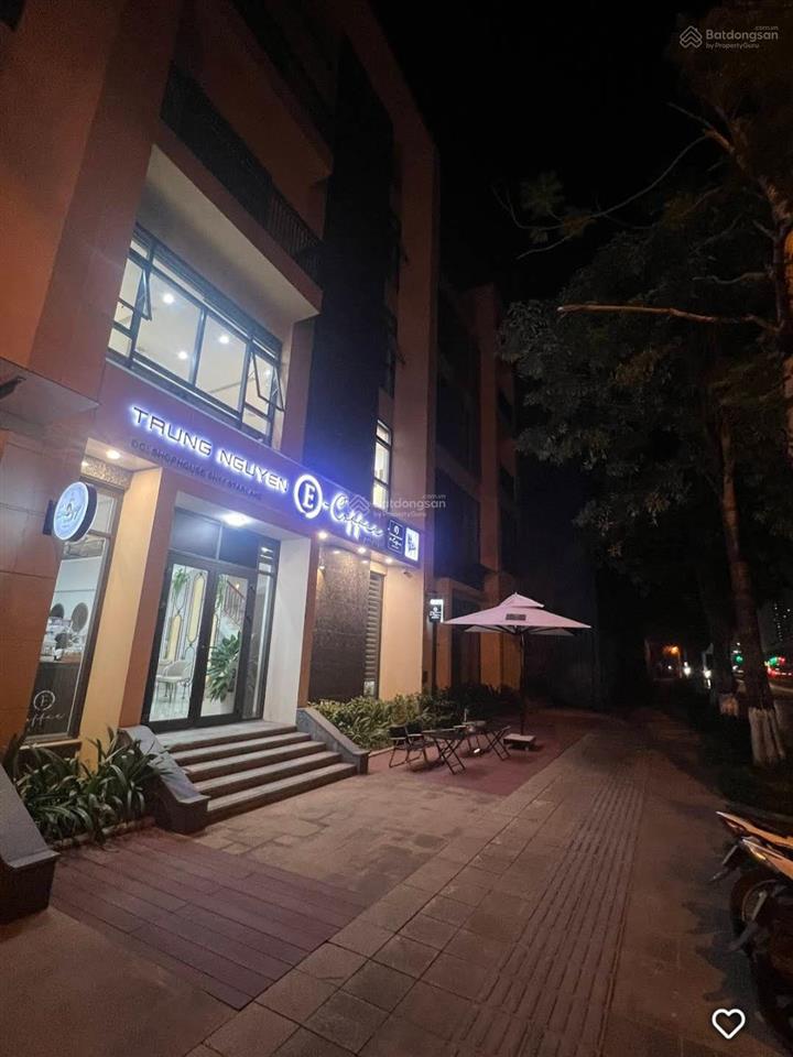 Cho thuê nguyên tầng 100m2, mặt tiền đường xuân tảo, nguyễn văn huyên kéo dài, để xe ô tô thoải mái