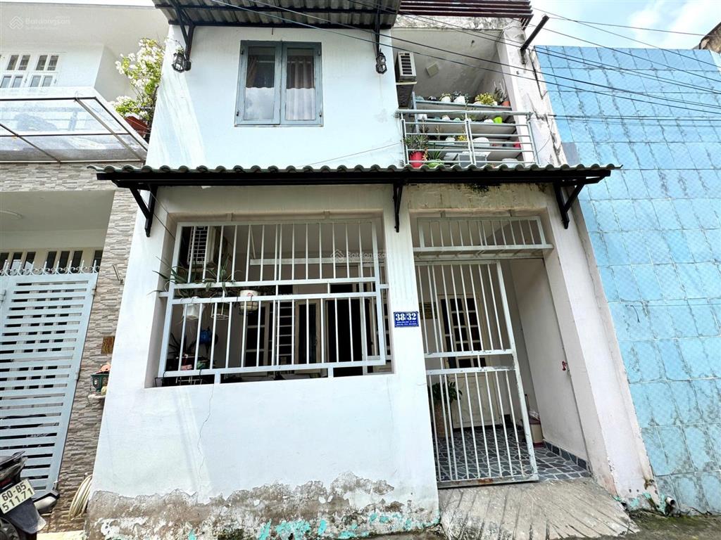 Chủ gởi bán nhà 1t 1 lầu p. đông hòa, 5x10=50,2m2, thổ cư, sổ riêng, đường 5m, cách chợ dĩ an 500m