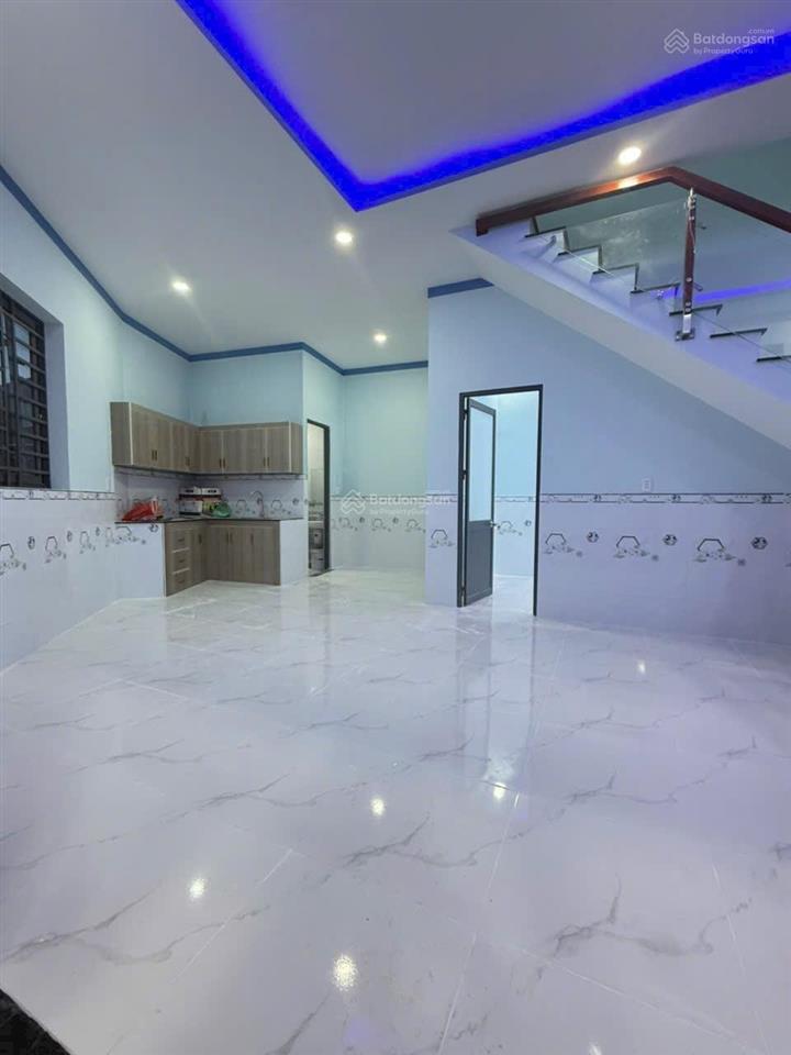 Chủ gửi bán nhà 1 trệt 1 lầu gần chợ tân vạn (p. biên hoà) 63m2, hẻm kia morning 3pn tặng nội thất