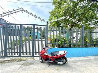 Chủ gởi bán căn biệt thự c4 hiệp hoà, 12,7x32m = 380.5m2, thổ cư 250m2, đường hxt thông, sổ riêng