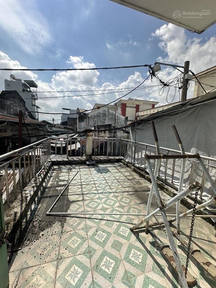 Chủ gửi bán nhà bửu hoà 1 trệt 1 lầu mặt tiền chợ đồn, 3x16,5=47.8m2 sổ riêng thổ cư 100%, kd ok
