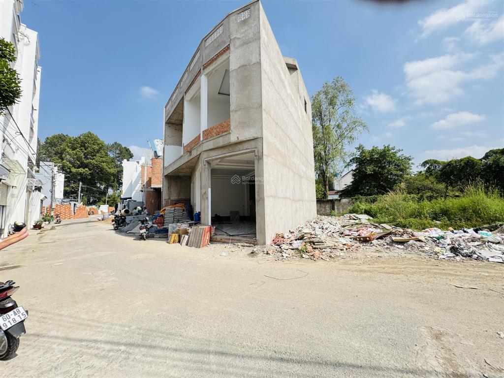 Chủ gởi bán lô đất kdc hoá an hoàng minh chánh 5,1x17,68m=88,9m2, đường 8m thổ cư 100%, sổ sẵn
