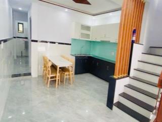 Nhà đẹp kiên cố 4pn 3wc có phòng trệt dt 5*21=105m2 sân oto gần chợ tnpb q9 chỉ 7.35 tỷ