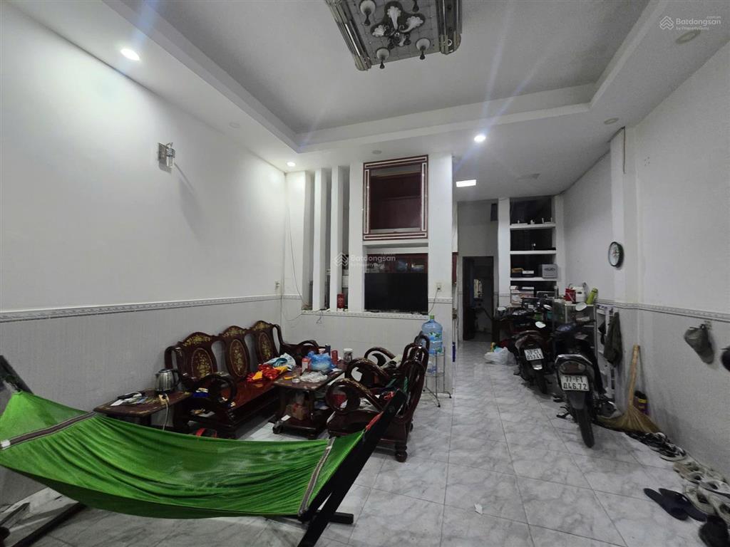 Nhà 2 tầng oto tránh đường thông 385lê văn việt 5*12 có 3pn có pn trệt chỉ 6.38 tỷ