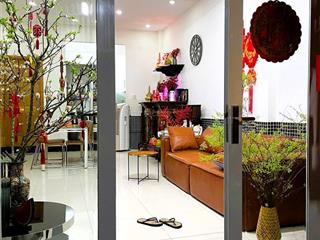 Bán nhà 104m2 mặt tiền thụt đường 14  linh đông