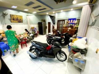 Bán nhà mặt tiền đường phạm văn đồng 79m², 1 trệt 1 lầu, 4 phòng ngủ