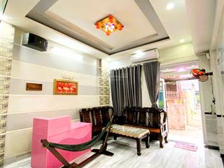Bán nhà hiệp bình chánh gần gigamall, 1 trệt 2 lầu, sân ô tô, 4pn