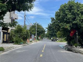 Chính chủ gửi bán lô đất biển view chợ, 128m2 giá chỉ 8 tỷ. gần bãi tắm tân trà