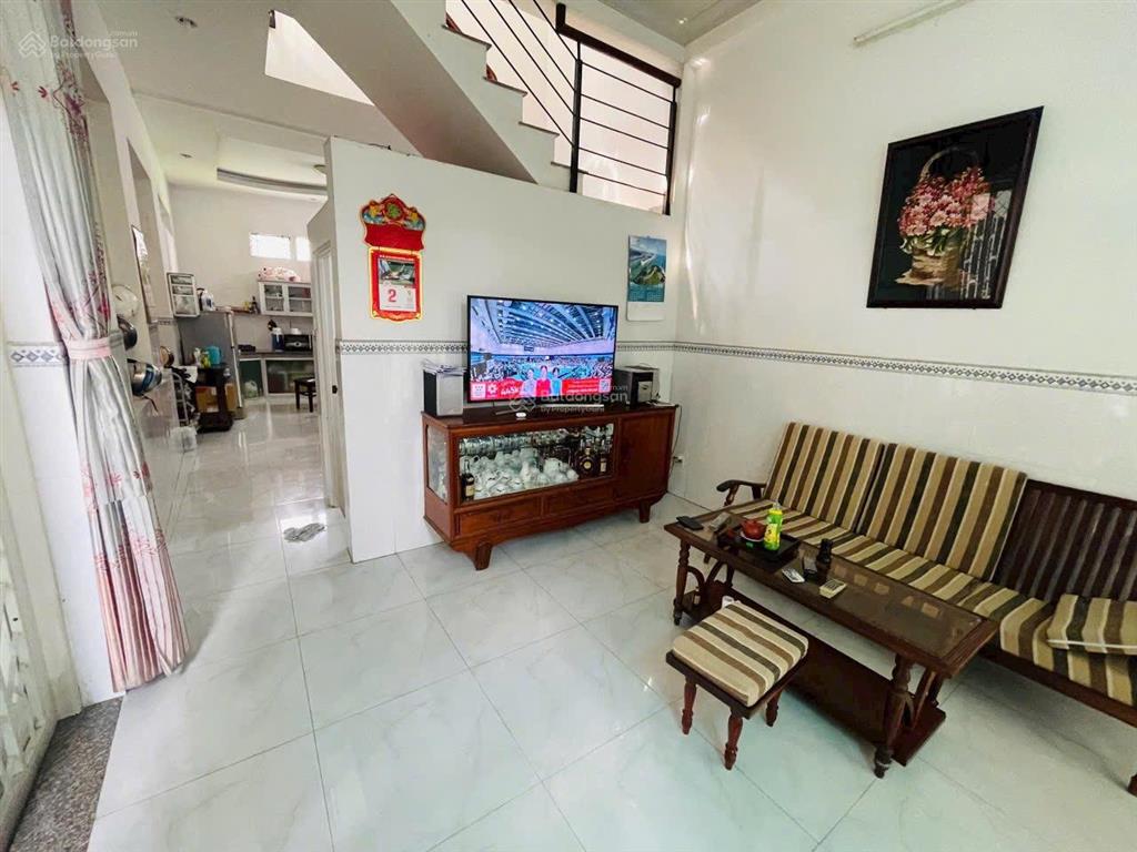 Nhà lầu 78m2 ngay vành đai 2 linh đông sát phạm văn đồng khu dân cư sổ hồng riêng