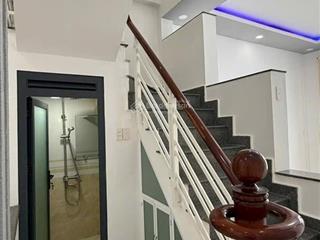 Nhà lầu đường số 9 sát hoàng diệu 2 gần đại học ngân hàng sổ hồng khu dân trí