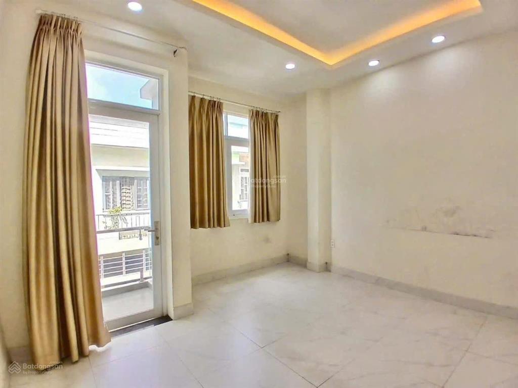 Nhà 3 lầu đường ngô chí quốc gần chợ đầu mối, khu dân trí, sổ hồng hoàn công