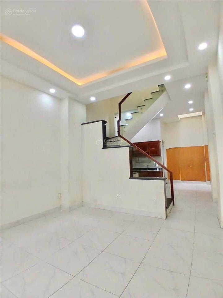 Nhà 3 lầu đường ngô chí quốc gần chợ đầu mối, khu dân trí, sổ hồng hoàn công