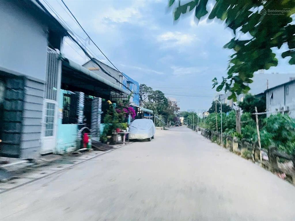 Hiếm nhà 2 lầu đường 16 linh đông sát phạm văn đồng sổ hồng hẻm xe tải