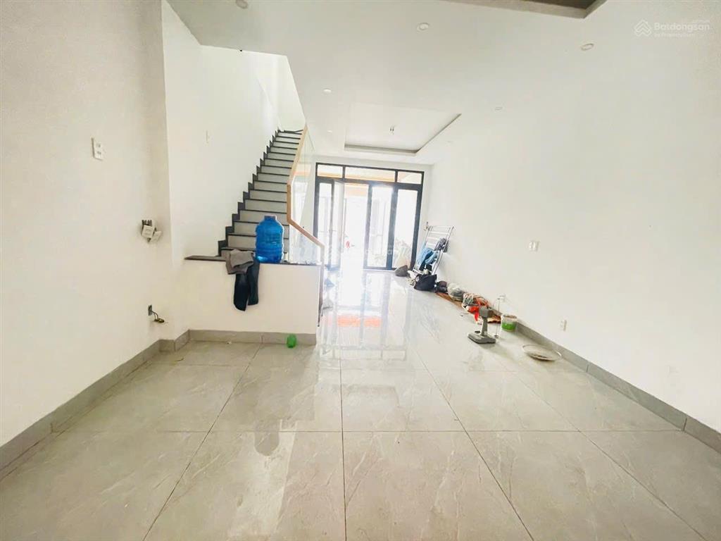 Hiếm nhà 2 lầu đường 16 linh đông sát phạm văn đồng sổ hồng hẻm xe tải