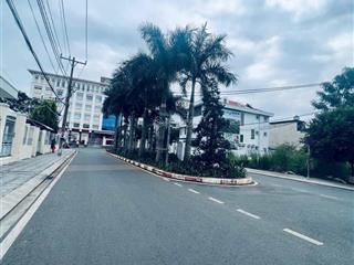Bán nhà mt song hành q9, kế uỷ ban q9 dt 590m full thổ cho xây 11 tầng, giá 120 tr/m2 tl
