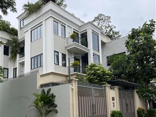 Bán villa 267m2 4 tầng full nội thất cao cấp 49 tỷ còn bớt đường tạ hiện, tml, quận 2