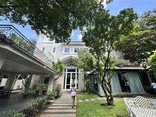 Bán villa cao cấp sân vườn lớn 370m2 (12.5x29) 56 tỷ. vị trí nhanh nguyễn văn hưởng, thảo điền.